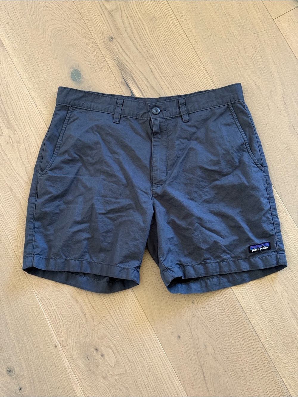 Patagonia Men’s Charcoal Gray Hemp blend shorts